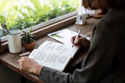 Unlocking Personal Growth: Exploring the Benefits of Journaling